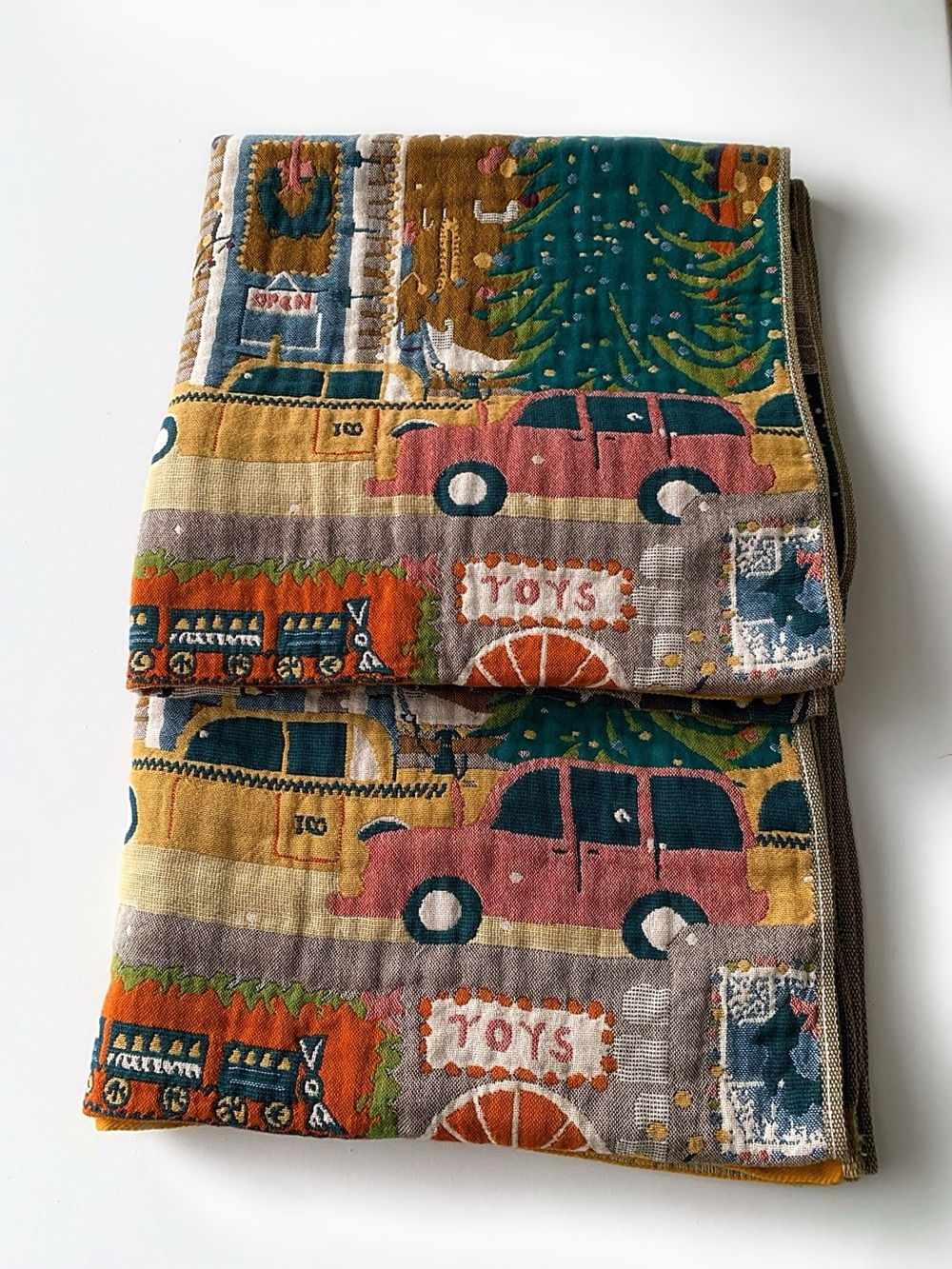 Lila&Jack 2x Holiday Cityscape Decorative Throw or bath towel home decoration - Picture 6 of 7